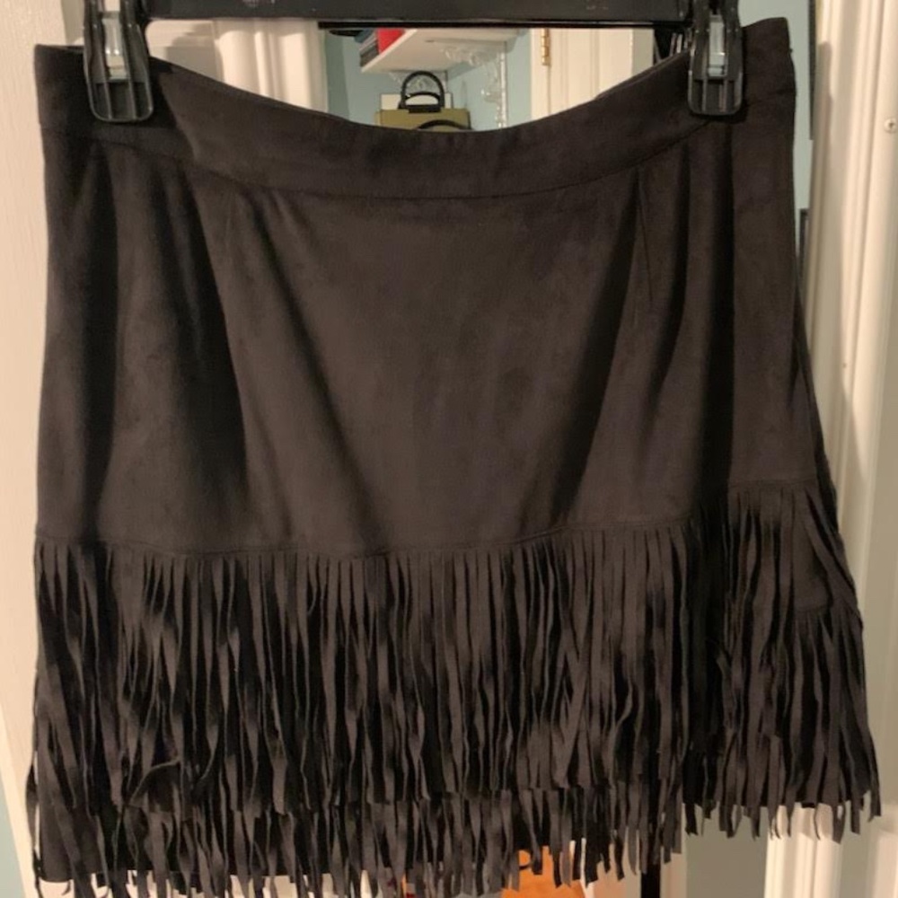 Fringed Black Vegan Suede skirt, size 12, NWT
